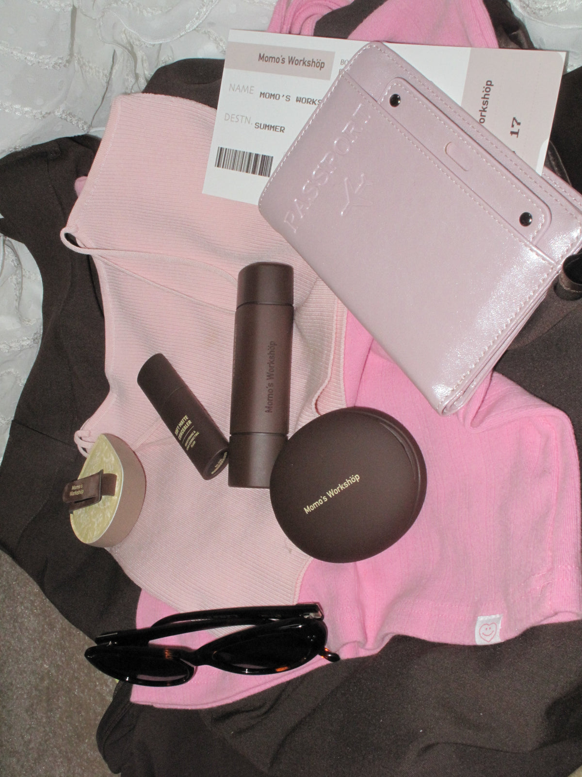 MAKEUP